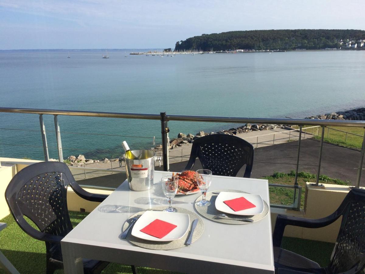 קרוזון Une Terrasse Sur La Mer מראה חיצוני תמונה
